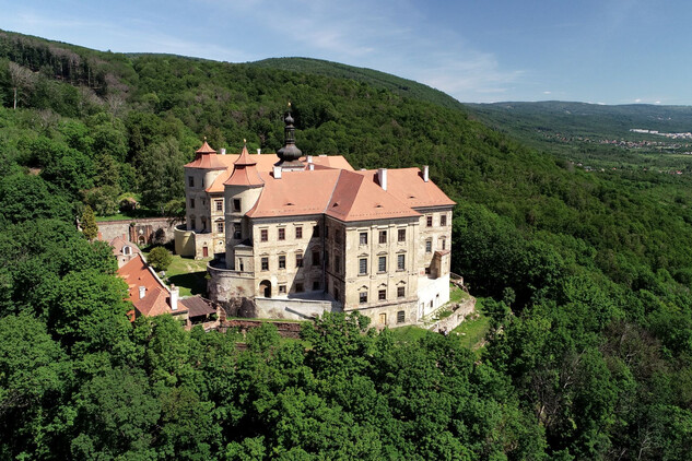 Zámek Jezeří